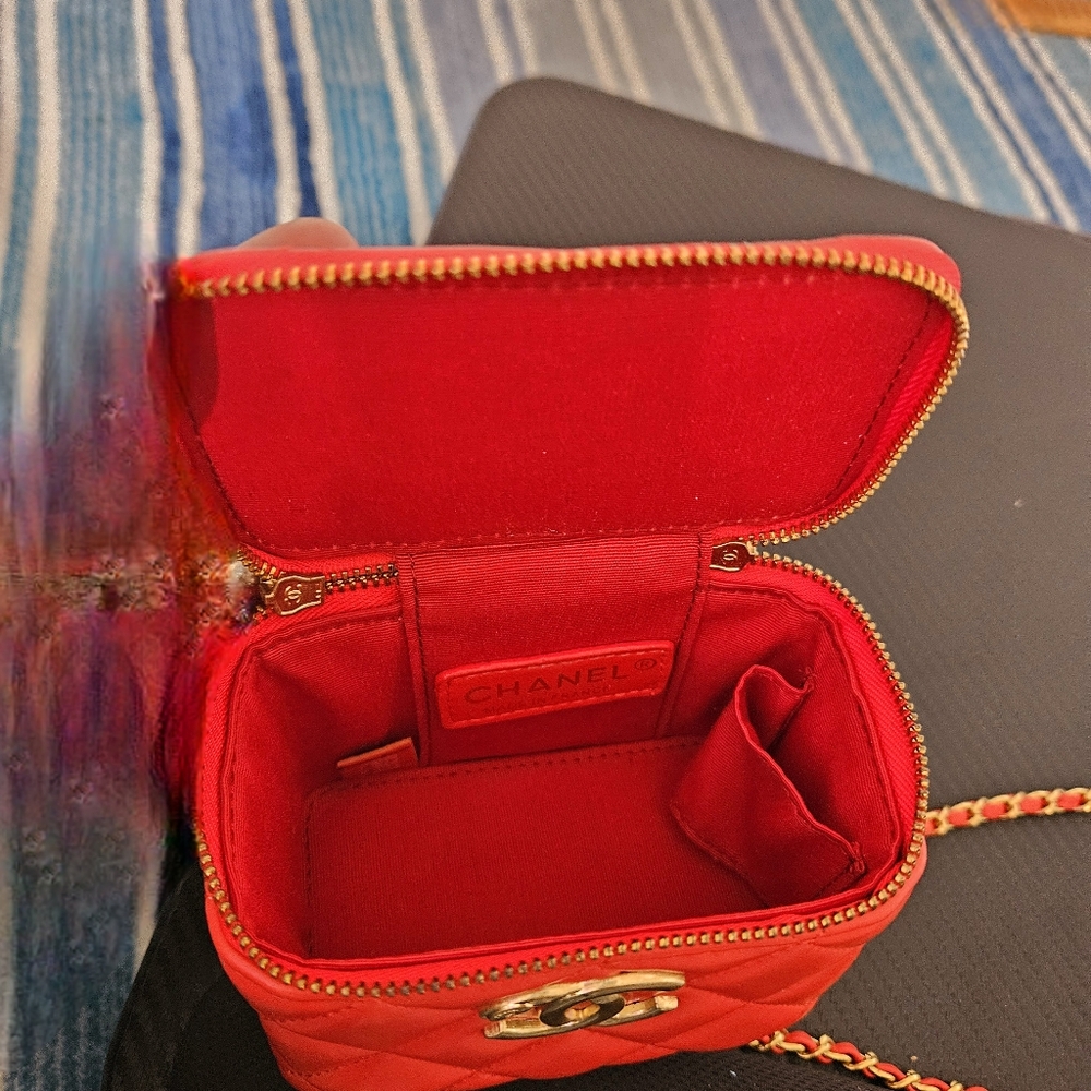 Chanel Red Quilted Mini Bag - Picture 5 of 6
